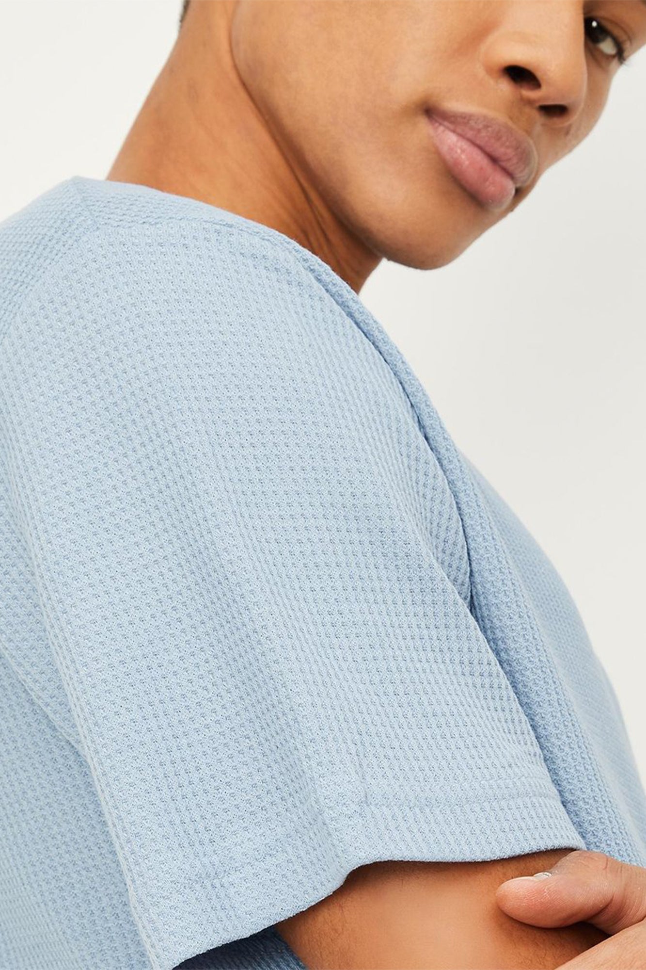 J&JP Texture tshirt-Sky blue