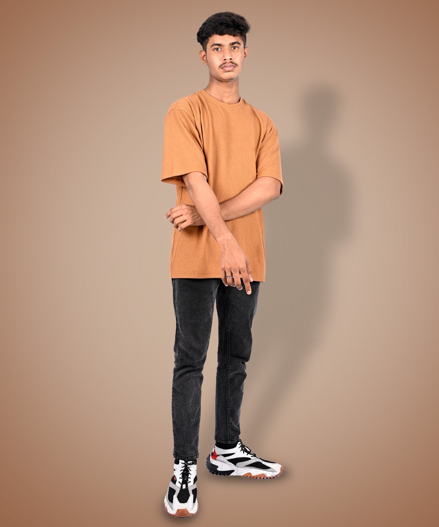J&JP Texture tshirt-Toffy brown
